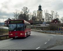 Swebus_4155_Turinge_kyrka_050418c