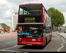 Arriva_DLA_163_Waterloo_station_London_2005-05-31