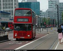 Arriva_LS_698_Wellesley_Road_Croydon_2004-05-26