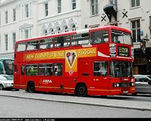 Arriva_L_237_Strand_London_2004-05-25