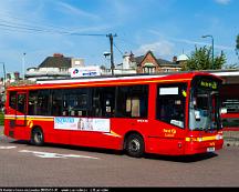 First_DML_41426_Golders_Green_stn_London_2005-05-31