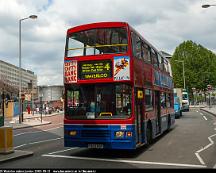 Metroline_AV_20_Waterloo_station_London_2005-05-31