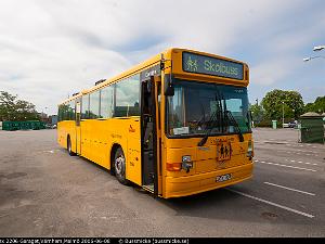2200