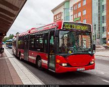 Keolis_3913_Huddinge_station_2011-09-13