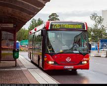 Keolis_3960_Huddinge_station_2011-09-13