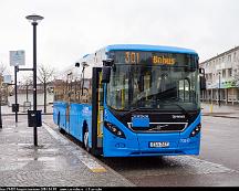 Nettbuss_70492_Kungalvs_busstation_2014-04-09