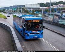 Nettbuss_70745_Molndal_centrum_2011-09-19