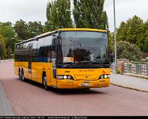 Nobina_4905_Vasterhaninge_station_2011-09-14