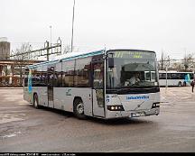 Nobina_6451_Varbergs_station_2014-04-10