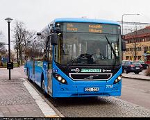 Nobina_7708_Kungalvs_busstation_2014-04-09