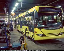 Scania_Gul_OmniCity_Nackrosbussgaraget_Nykoping_1997-05-02