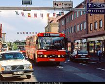 Swebus_0301_ostra_Storgatan_Saffle_1995-08-24