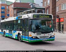 Swebus_4486_Brogatan_Karl_XIs_vag_Halmstad_2006-06-08