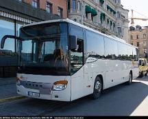 Akerbergs_Trafik_AHH666_Sodra_Blasieholmskajen_Stockholm_2016-06-07