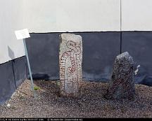 Runsten_M_15_M_16_Skons_kyrka_2010-07-14a