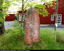 Runsten_U_471_Sankta_Birgittakyrkan_Knivsta_2008-06-12c