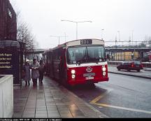 1997-12-09_Linjebuss_6018_Sundbybergs_station_