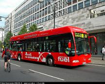 First_ESQ_64991_Oxford_Street_London_2004-05-25