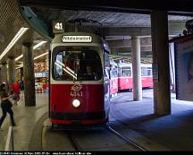Wiener_Linien_E2_4043_Schottentor_U_Wien_2005-07-26c