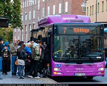 Swebus_7073_Konserethuset_Nygatan_Orebro_2009-10-01