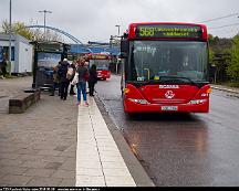 Arriva_7201_Upplands_Vasby_station_2014-05-08