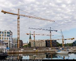 Byggkranar_vid_hamnen_Tallinn_2019-05-21