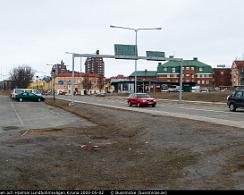 Busstationen_och_Hjalmar_Lundbohmsvagen_Kiruna_2005-05-02